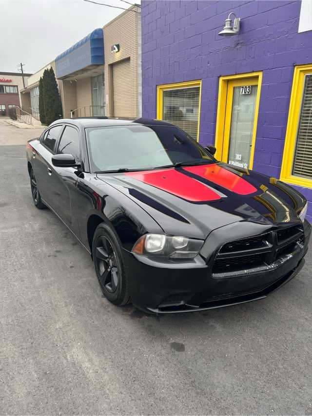 Dodge Charger Image 2